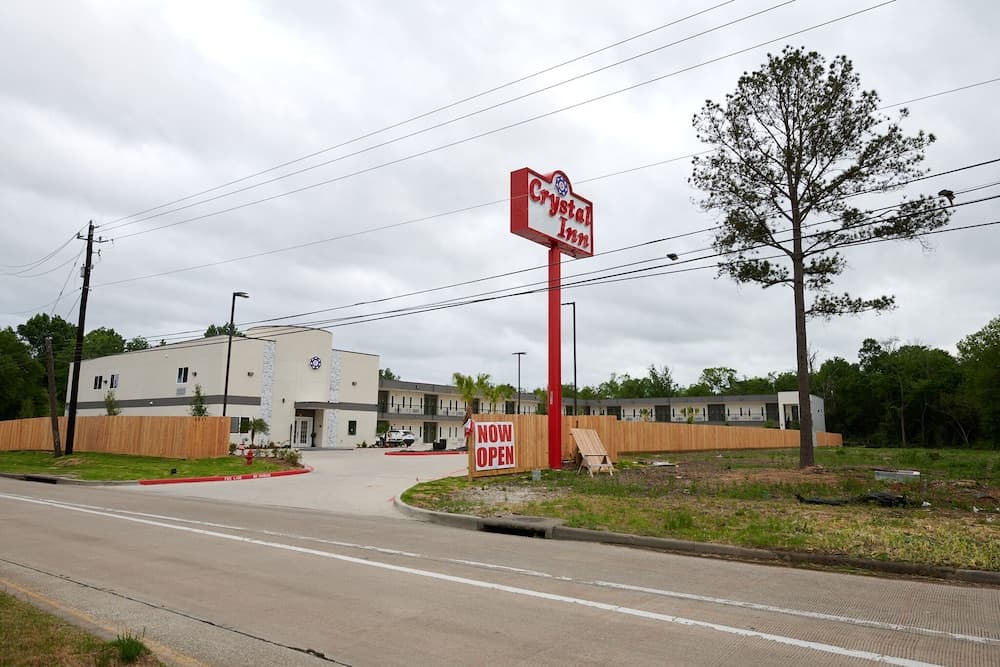 Crystal Inn featured exterior or lobby in Baytown, TX — similar hotel