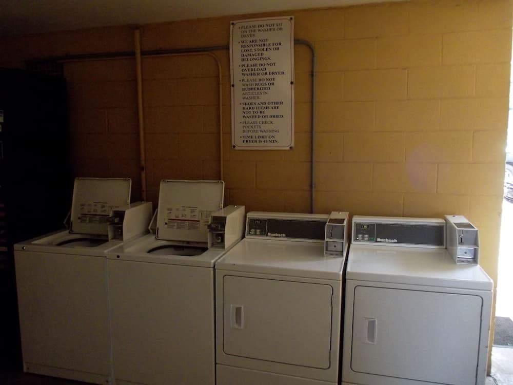 Econo Lodge Mansfield property views in Mansfield, LA — gallery photo 3