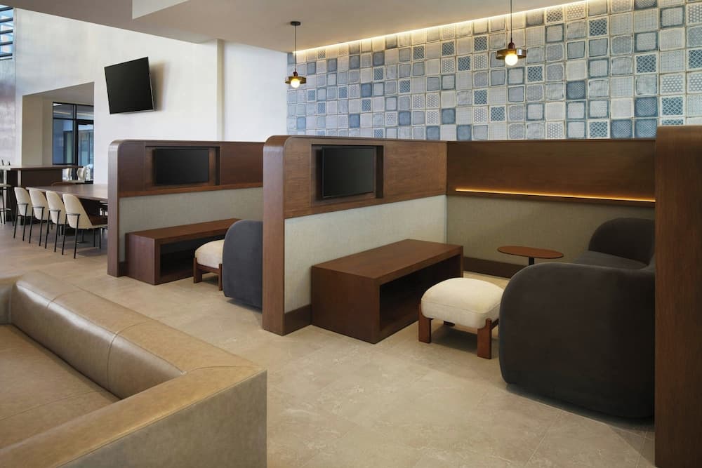 Courtyard By Marriot Sand City Monterey interior in Seaside, CA — gallery photo 2