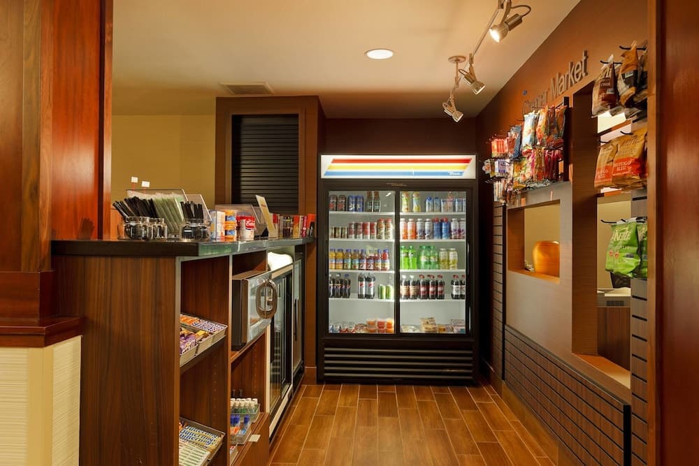 Fairfield Inn & Suites by Marriott Lake Oswego gallery photo in Lake Oswego, OR — image 9