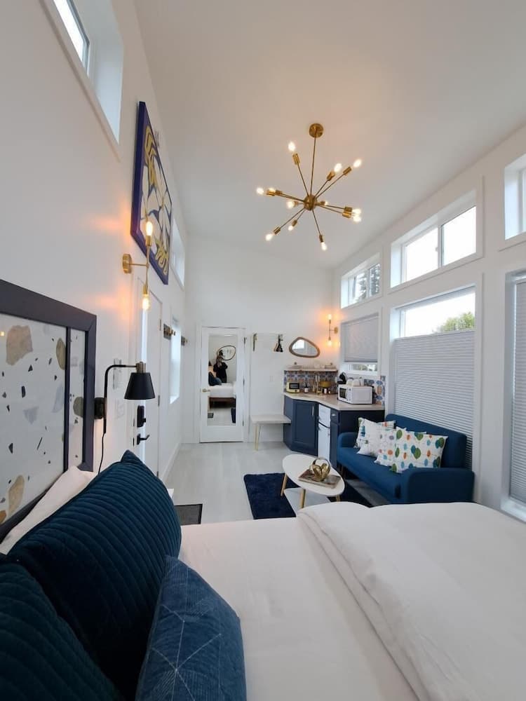 The Boutique Retreat gallery photo in McMinnville, OR — image 62