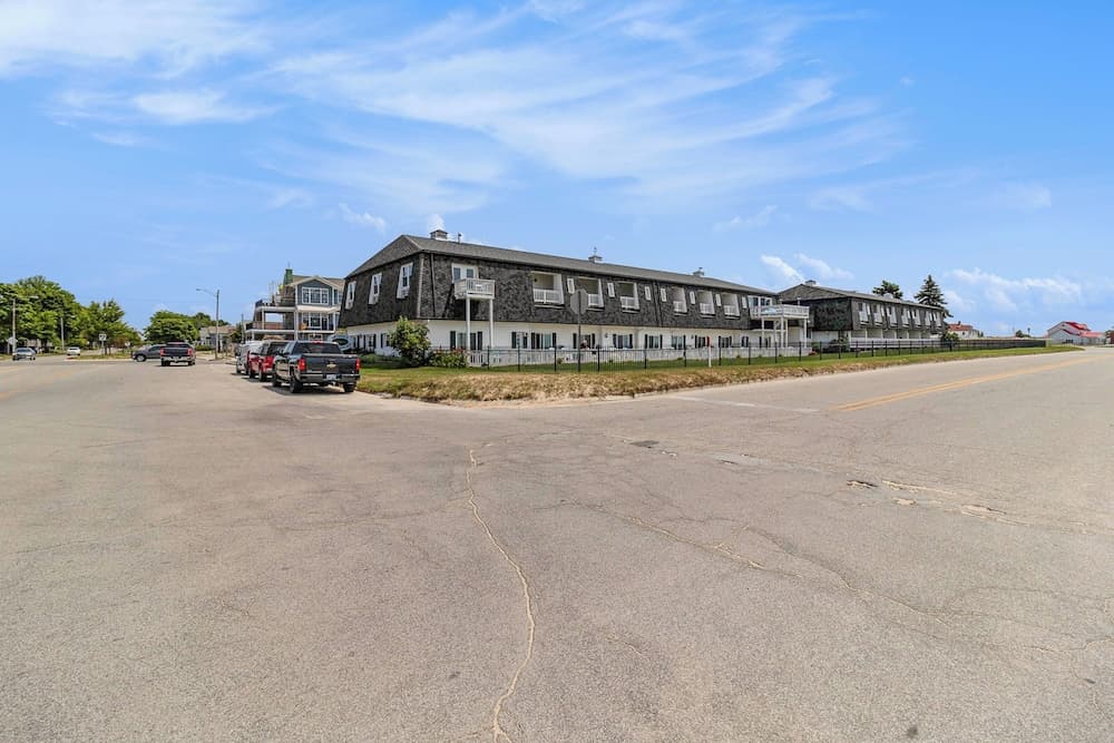 Snyder's Shoreline Inn gallery photo in Ludington, MI — image 148