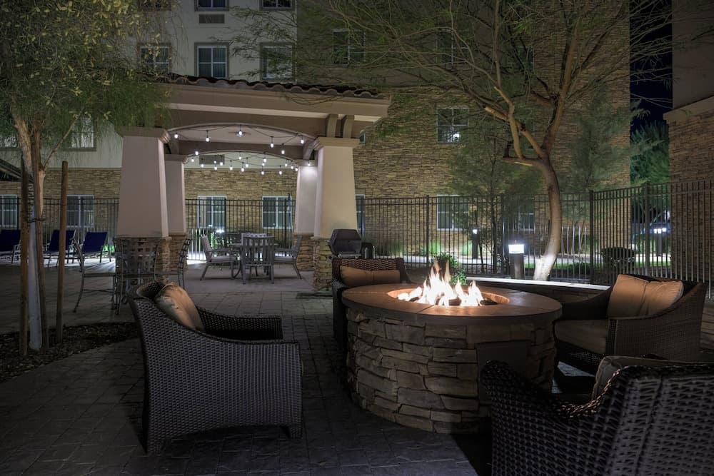 Holiday Inn Express & Suites Phoenix East - Gilbert by IHG gallery photo in Gilbert, AZ — image 22