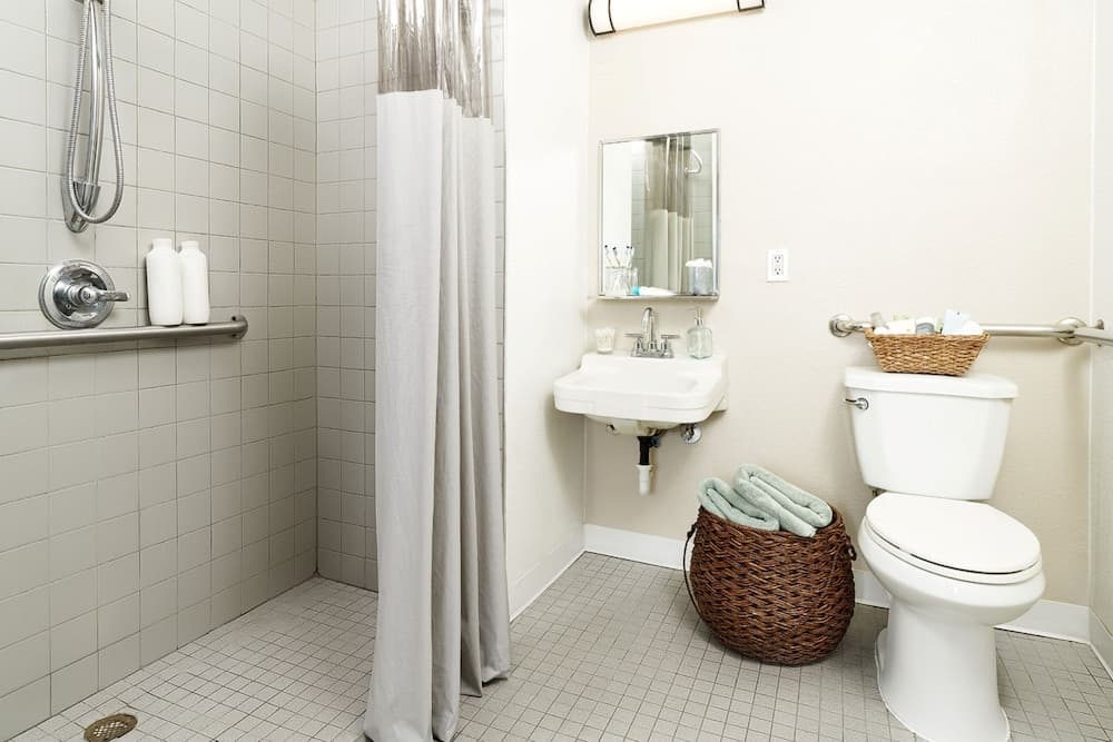 InTown Suites Extended Stay Auburn AL - Auburn University property views in Auburn, AL — gallery photo 3