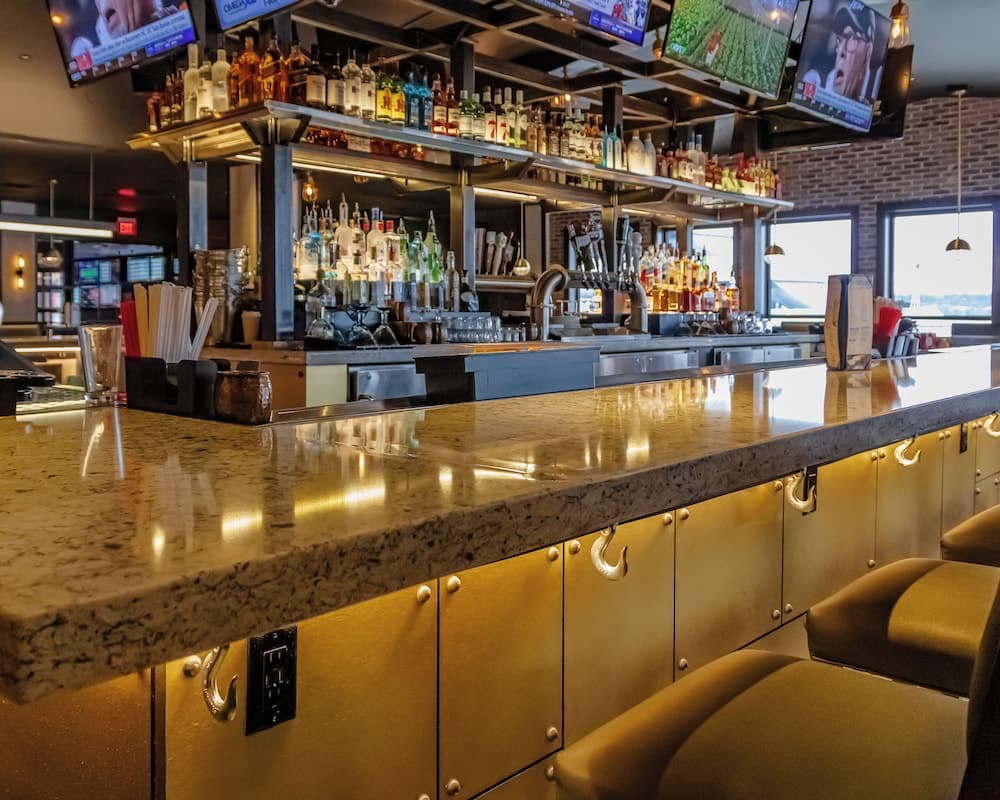 Par-A-Dice Hotel and Casino gallery photo in East Peoria, IL — image 13