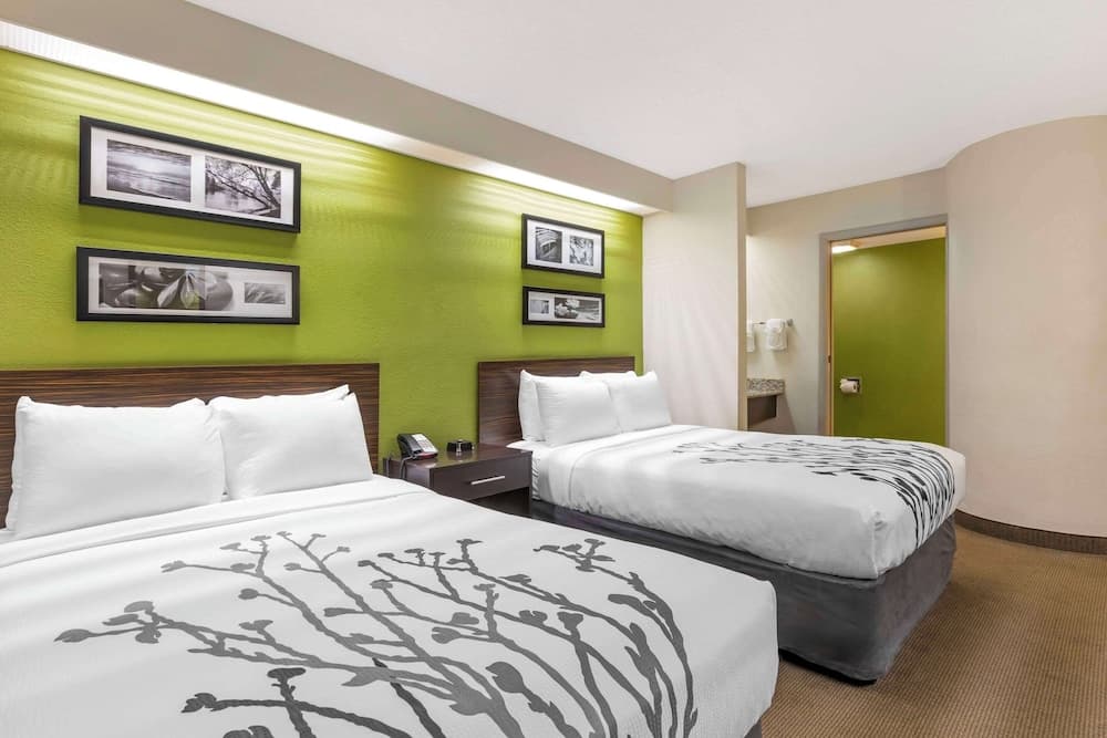 Sleep Inn at Greenville Convention Cente property views in Greenville, SC — gallery photo 3