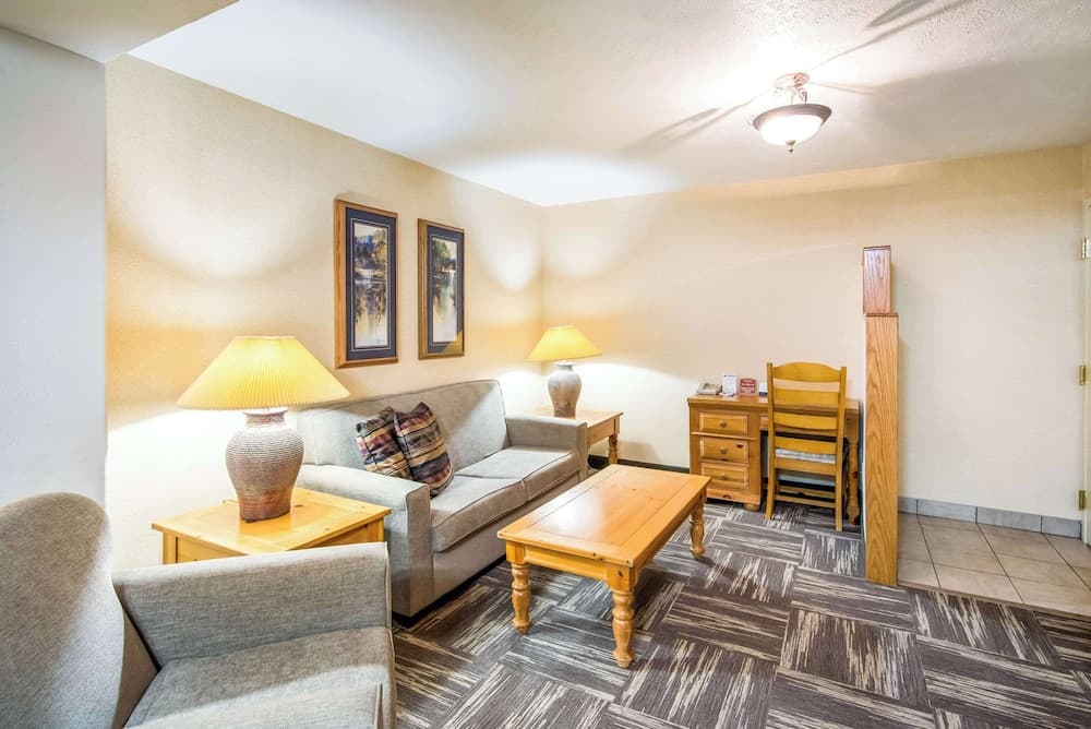 Clarion Inn Grand Junction gallery photo in Grand Junction, CO — image 30