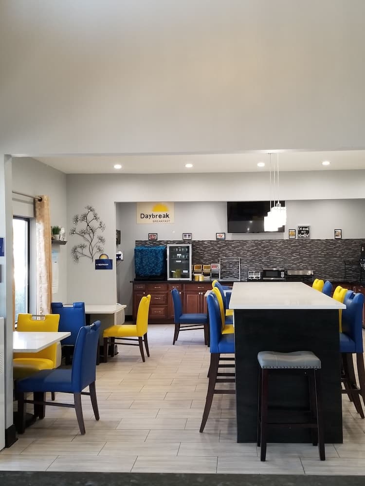 Days Inn by Wyndham Greenville South/Mauldin gallery photo in Mauldin, SC — image 50