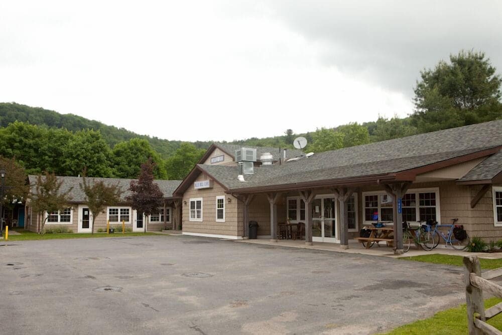 Blue Hill Lodge gallery photo in Claryville — image 58