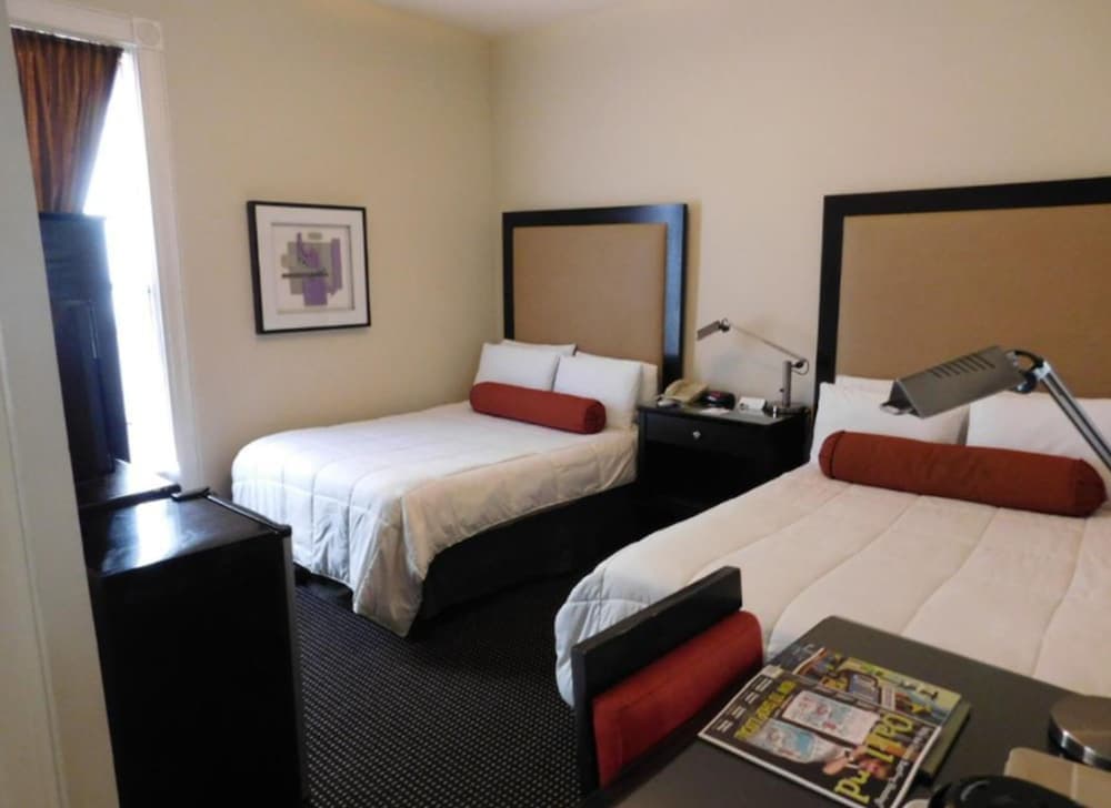 Washington Inn property views in Oakland, CA — gallery photo 3