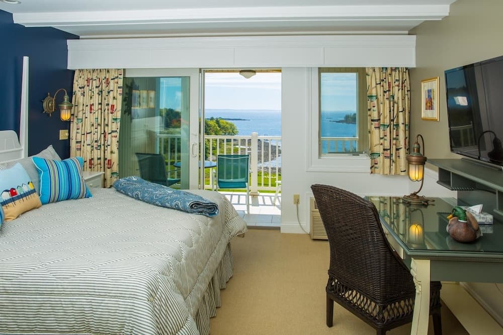 Island View Inn property views in Rockport — gallery photo 3