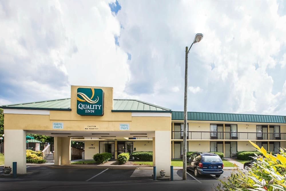 Quality Inn Madison featured exterior or lobby in Madison, GA — similar hotel
