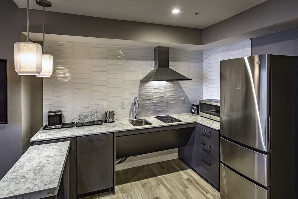 DoubleTree by Hilton Hotel Modesto gallery photo in Modesto, CA — image 66