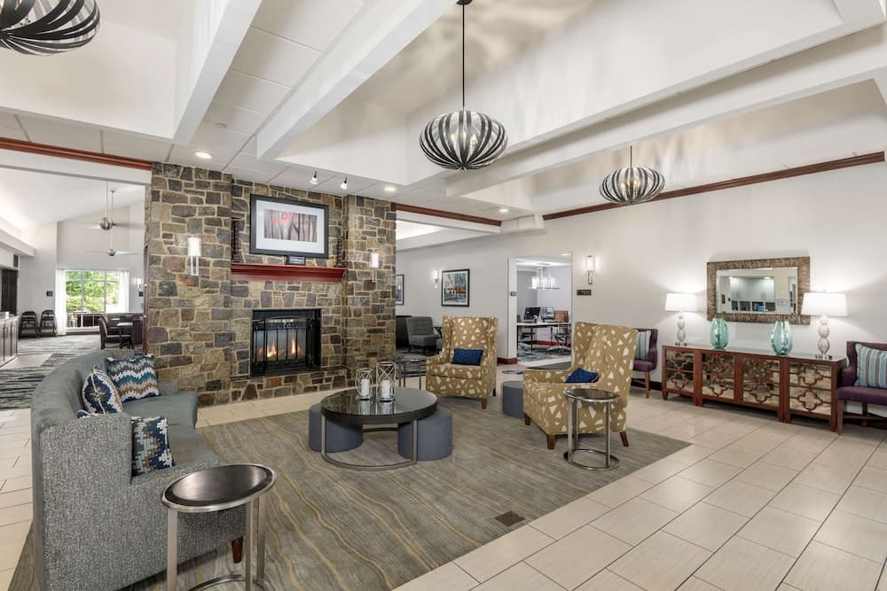 Homewood Suites by Hilton Philadelphia/Mt. Laurel interior in Mount Laurel, NJ — gallery photo 2