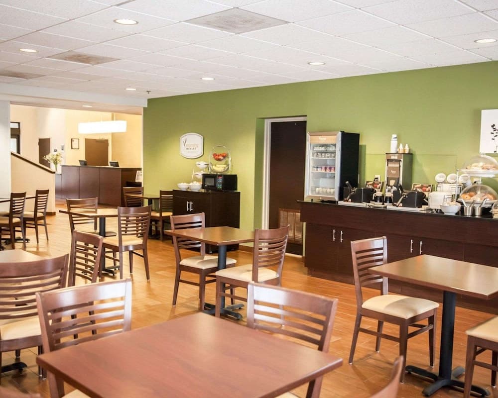 Sleep Inn & Suites gallery photo in Hagerstown, MD — image 45