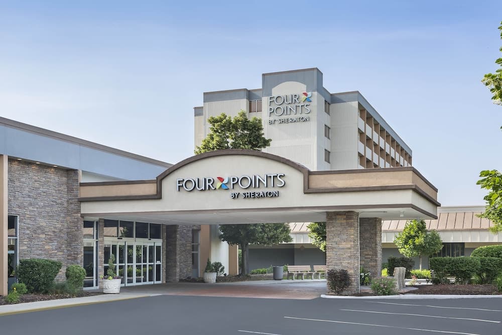 Four Points by Sheraton Chicago O'Hare Airport — hotel in Schiller Park, Illinois