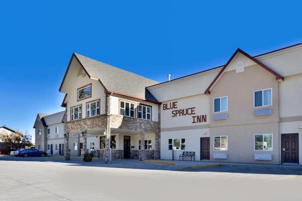 Blue Spruce Inn featured exterior or lobby in Meeker, CO — similar hotel