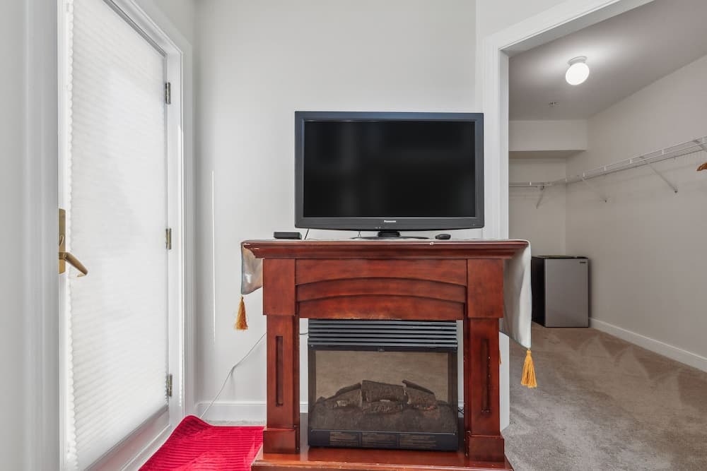 The Columbia Inn at Peralynna Manor gallery photo in Columbia, MD — image 38