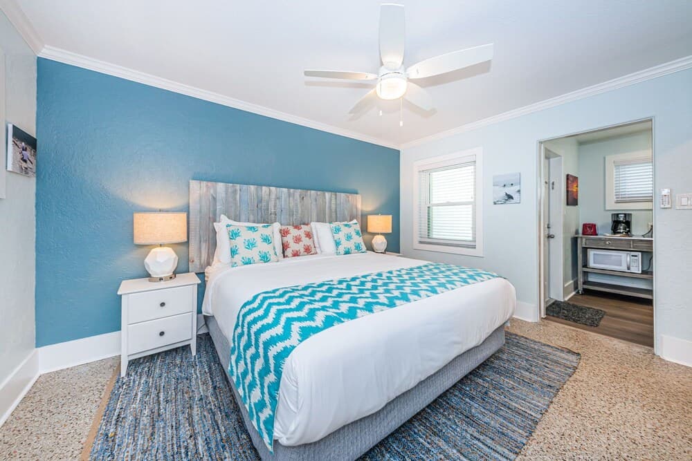 The Roth Hotel interior in Treasure Island, FL — gallery photo 2