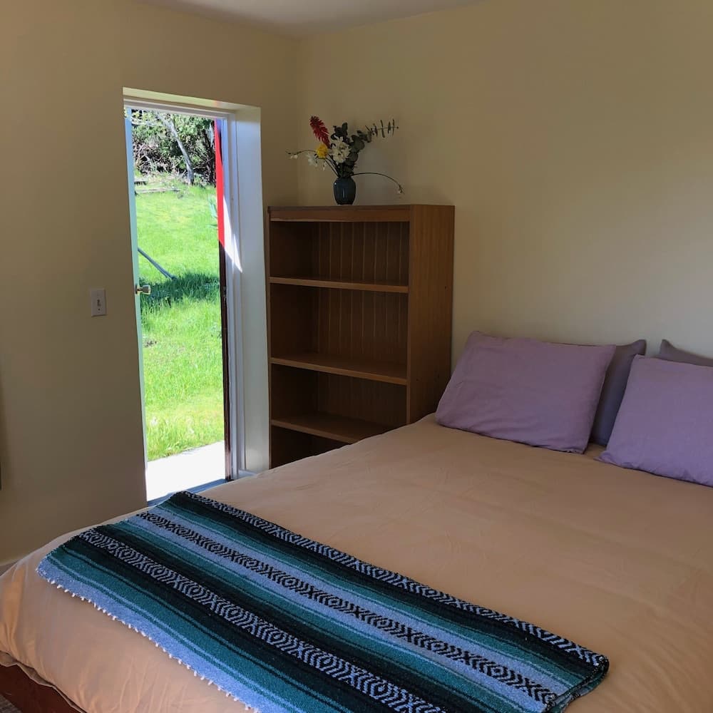 Heartwood Mountain Sanctuary property views in Garberville, CA — gallery photo 3