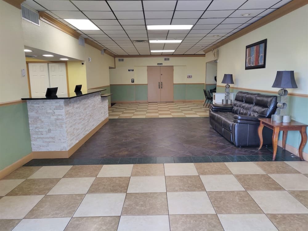 Columbus Grand Hotel & Banquet Center interior in Columbus, OH — gallery photo 2