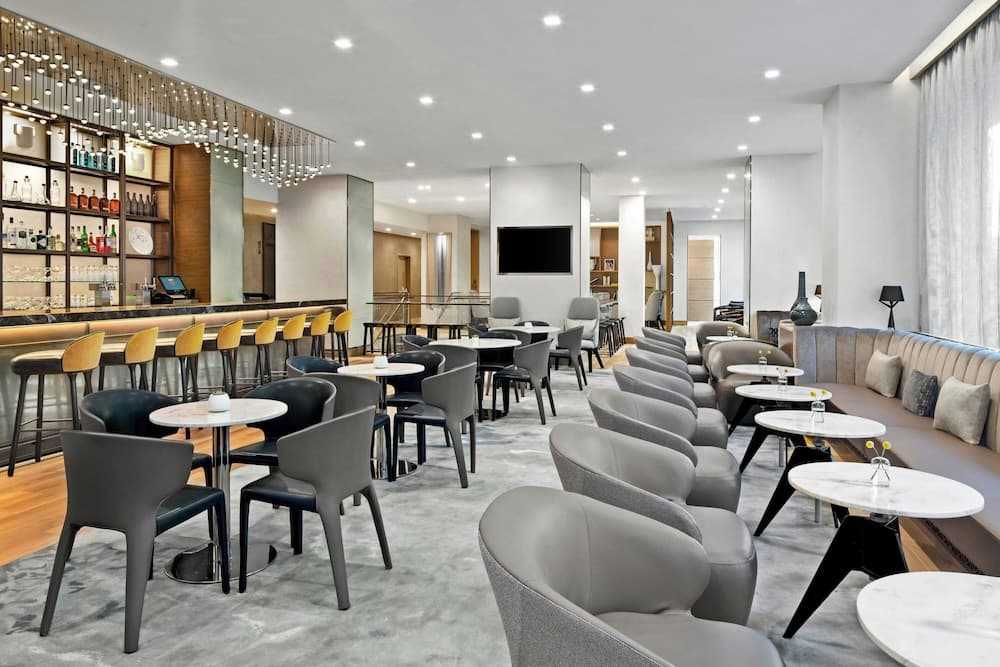 Ac Hotel St. Louis Downtown interior in St. Louis, MO — gallery photo 2