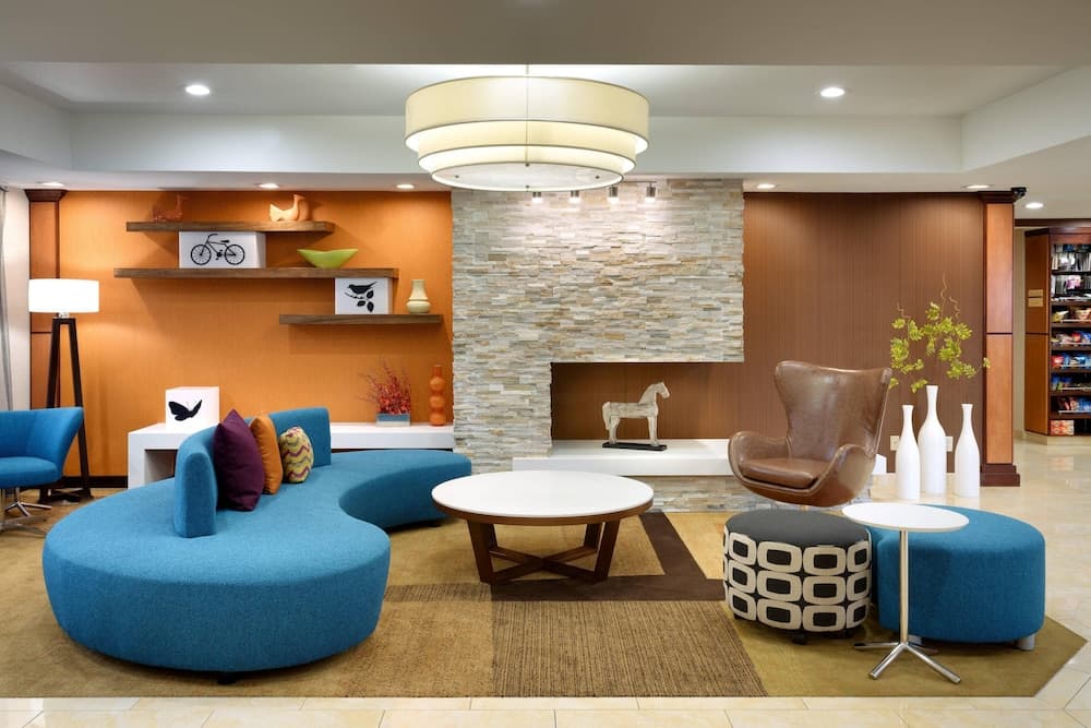 Spark by Hilton Salt Lake City Airport featured exterior or lobby in Salt Lake City, UT — similar hotel
