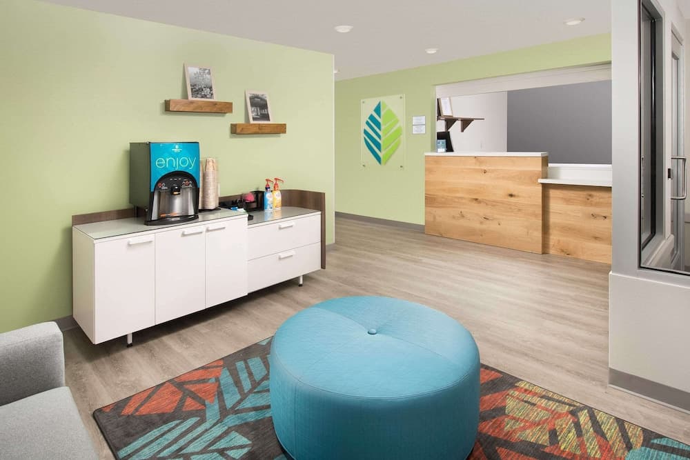 WoodSpring Suites San Antonio Stone Oak interior in San Antonio, TX — gallery photo 2