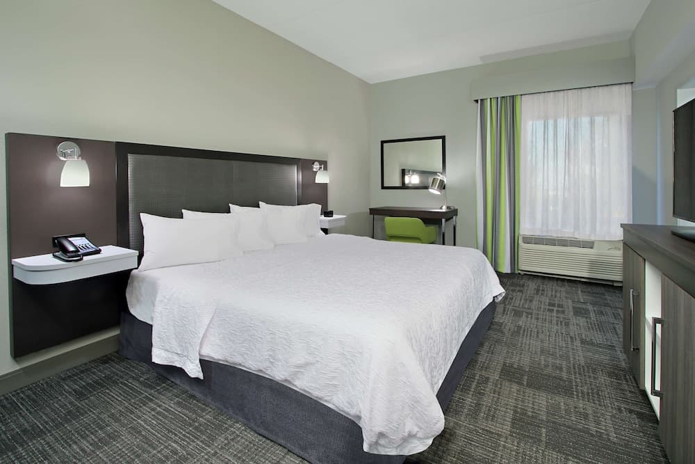 Hampton Inn Hagerstown-I-81 gallery photo in Hagerstown, MD — image 24