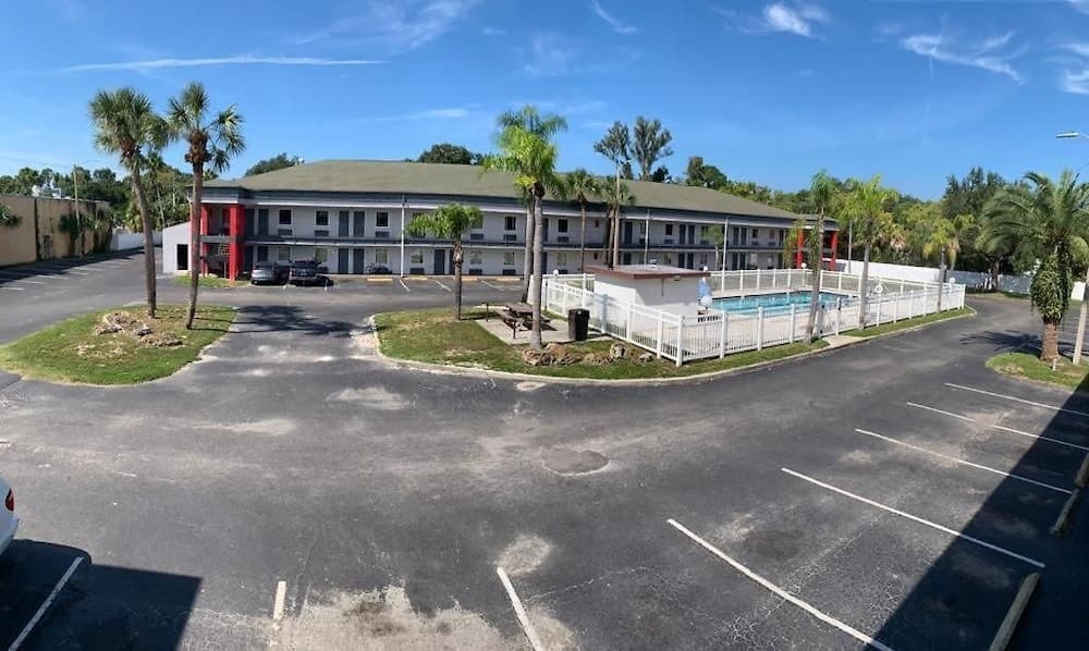 Motel 6 New Port Richey, FL — hotel in New Port Richey, Florida