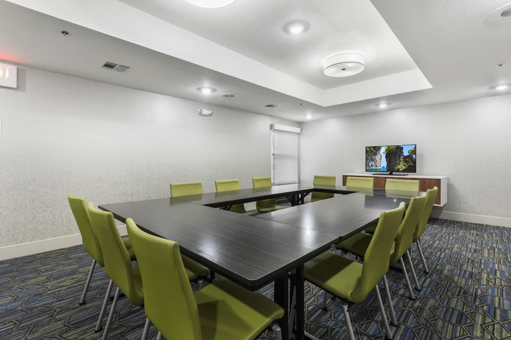 Holiday Inn Express Harlingen by IHG gallery photo in Harlingen, TX — image 39