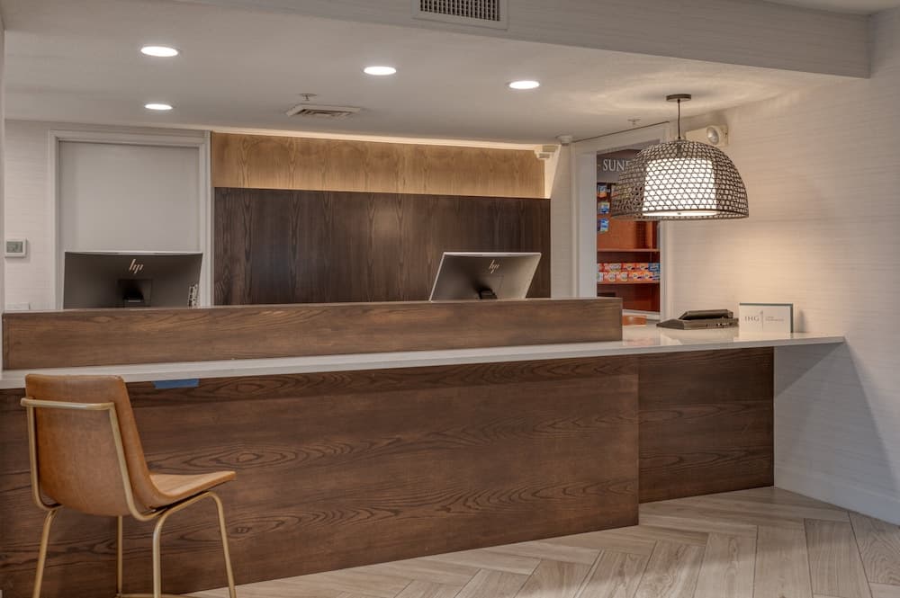 Staybridge Suites Allentown Bethlehem Airport by IHG interior in Allentown, PA — gallery photo 2