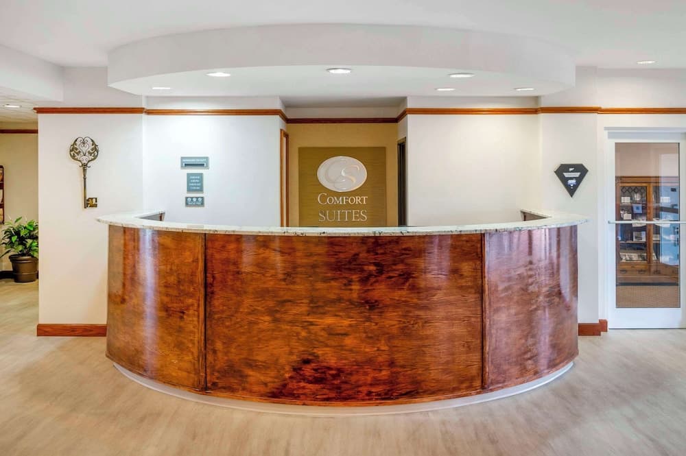 Comfort Suites French Lick interior in French Lick, IN — gallery photo 2