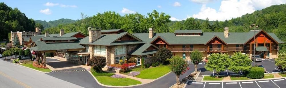 The Greystone Lodge on the River featured exterior or lobby in Gatlinburg, TN — similar hotel