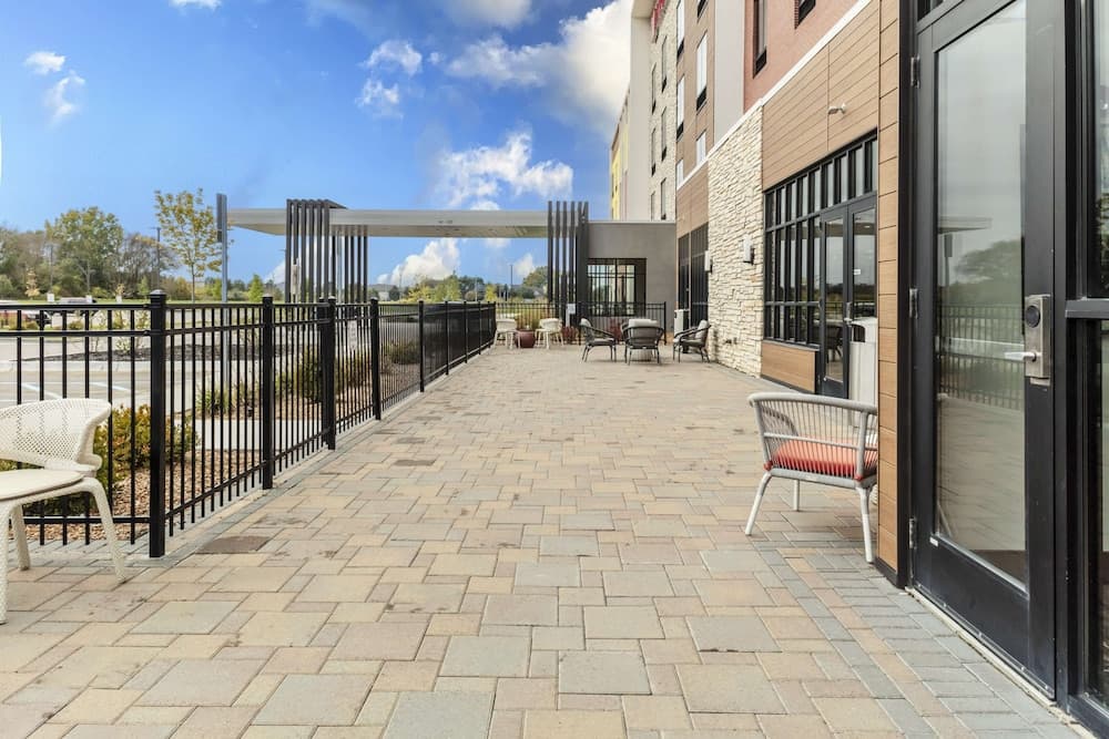 Hilton Garden Inn Detroit Utica property views in Clinton Township — gallery photo 3