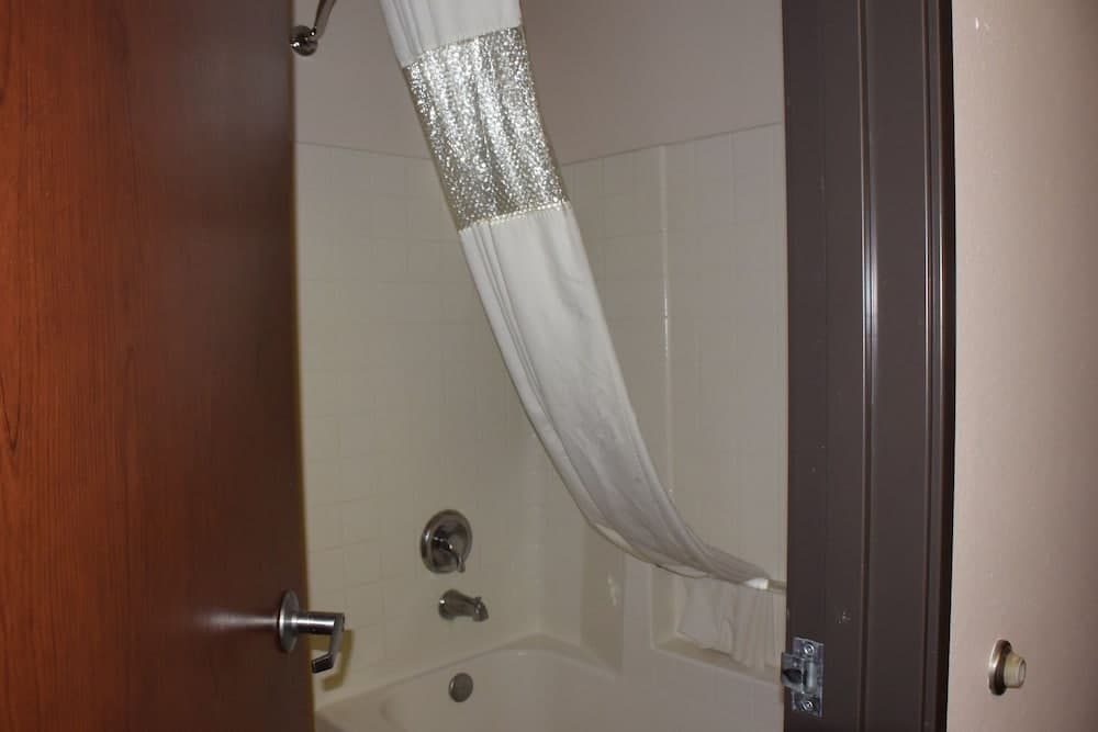 Travelodge Suites by Wyndham Newberg gallery photo in Newberg, OR — image 109
