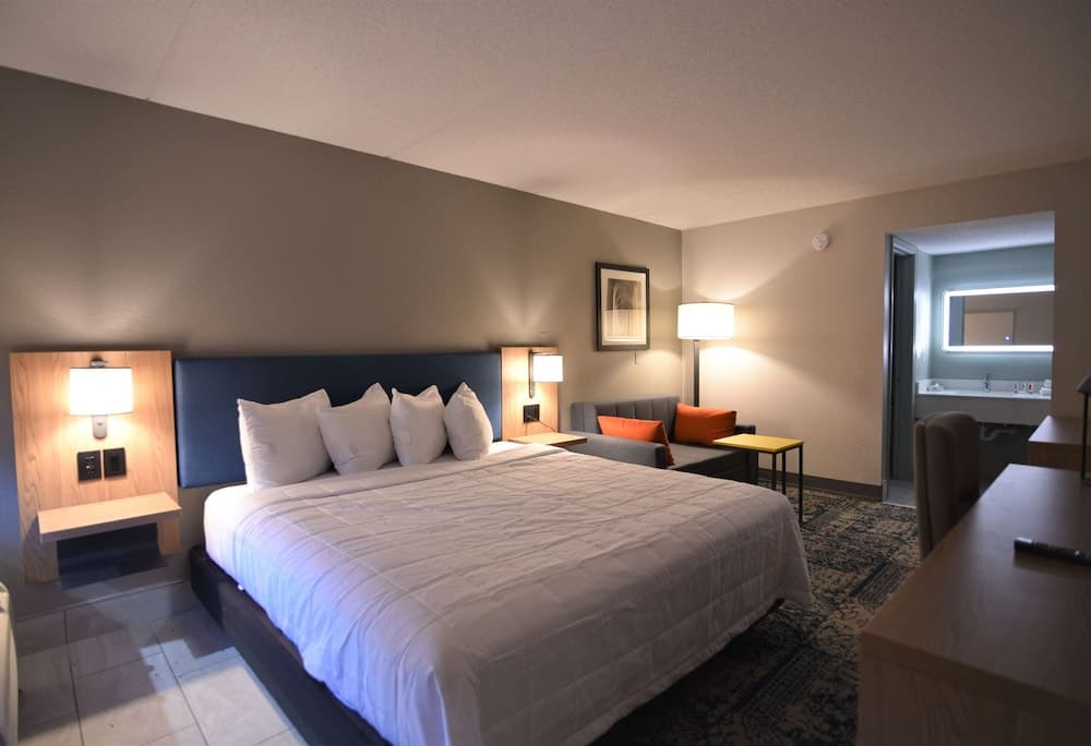 Baymont by Wyndham Pine Grove I-81 gallery photo in Pine Grove, PA — image 24