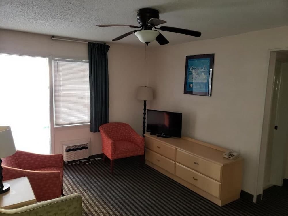 Ocean 27 property views in Virginia Beach, VA — gallery photo 3