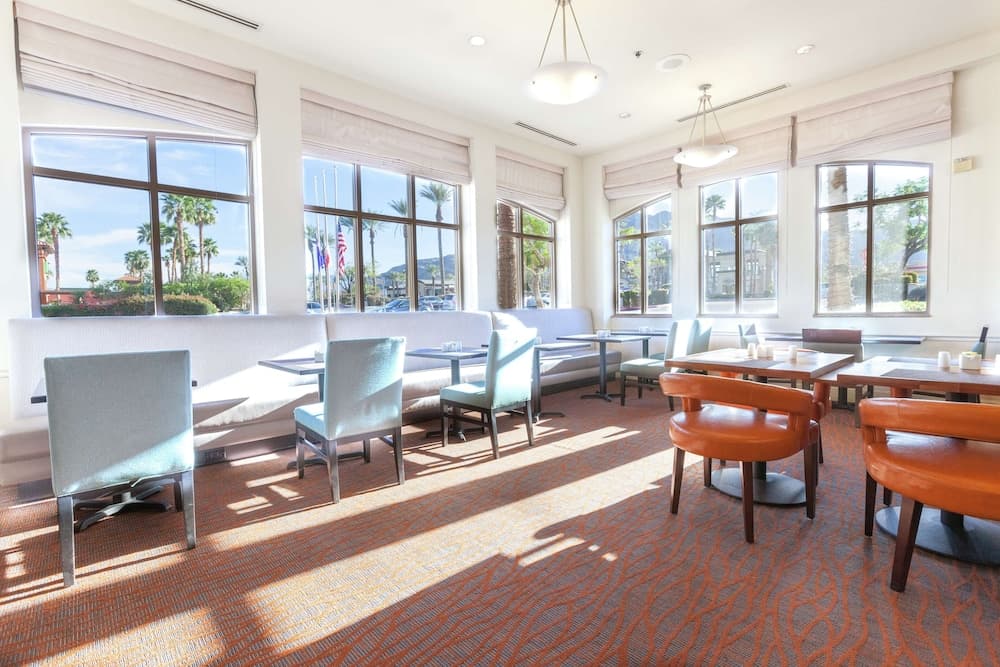 Hilton Garden Inn Palm Springs - Rancho Mirage property views in Rancho Mirage, CA — gallery photo 3