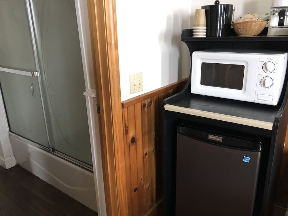 Water Street Inn property views in Block Island — gallery photo 3