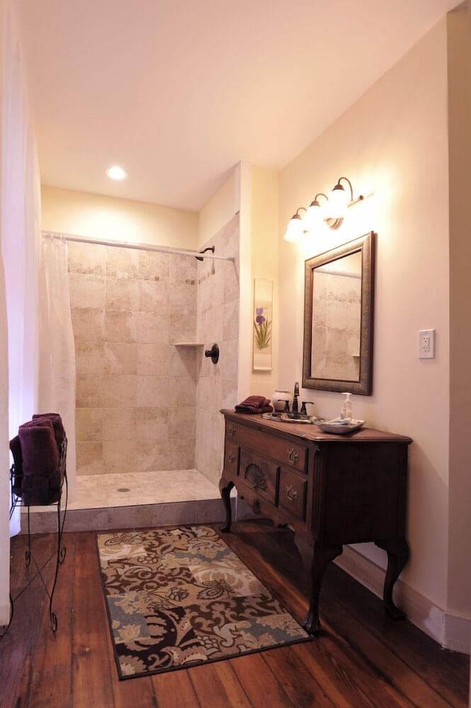 Hall House Hotel gallery photo in Dahlonega, GA — image 16