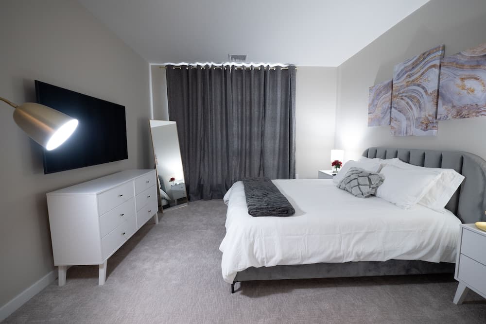 Luxury Furnished Apartments by Hyatus Downtown at Yale gallery photo in New Haven, CT — image 6