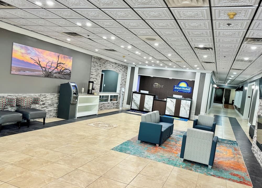 Baymont By Wyndham Williamsburg I-64 interior in Williamsburg, VA — gallery photo 2
