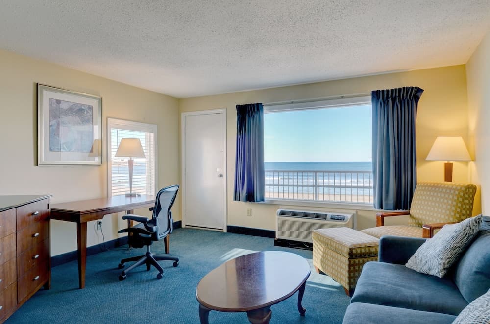Hampton House Hotel gallery photo in Hampton, NH — image 9