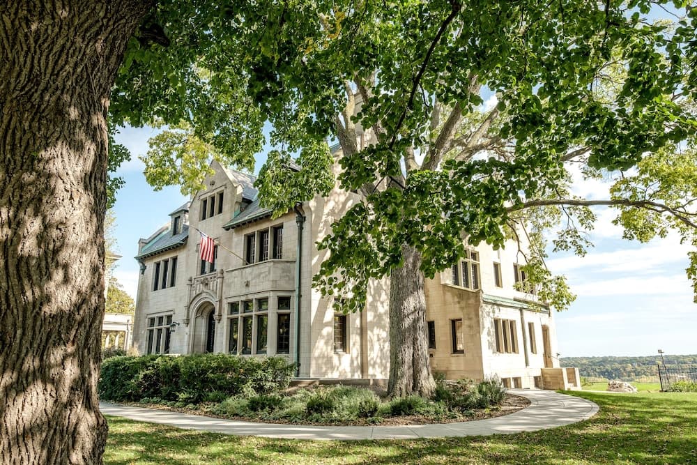 The Davidson gallery photo in St. Paul, MN — image 6