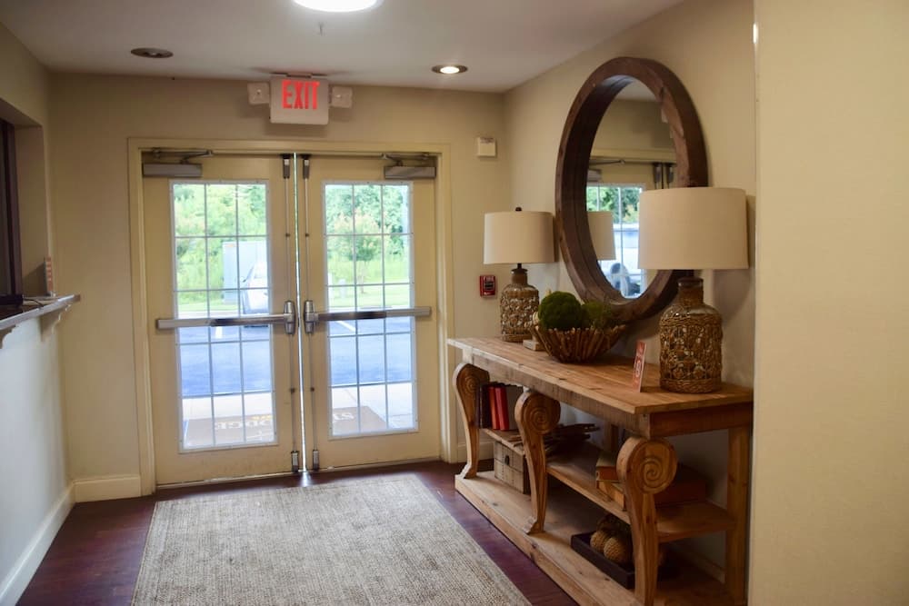 Stay Plus Extended Stay Suites gallery photo in Auburn, AL — image 8