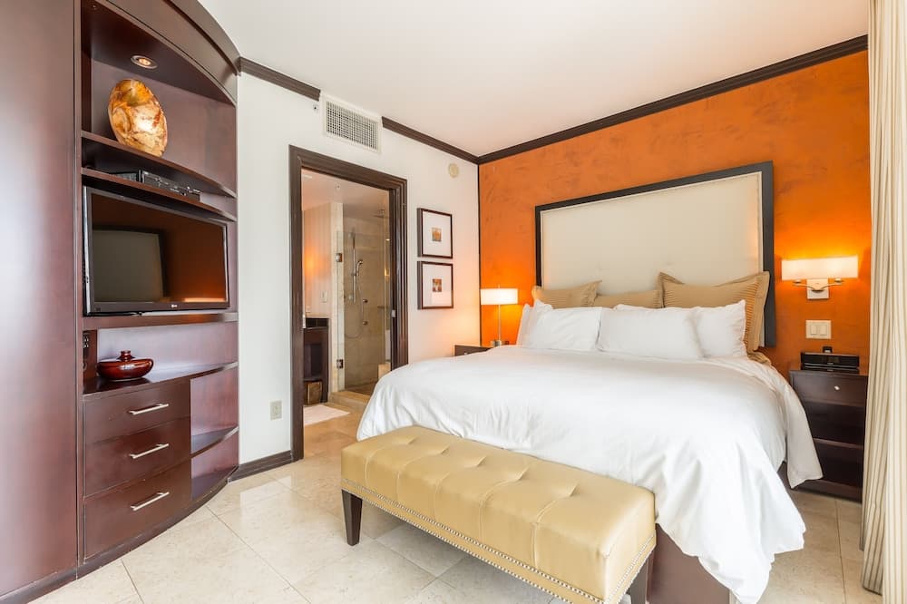 SBV Luxury Ocean Hotel Suites interior in Miami Beach, FL — gallery photo 2