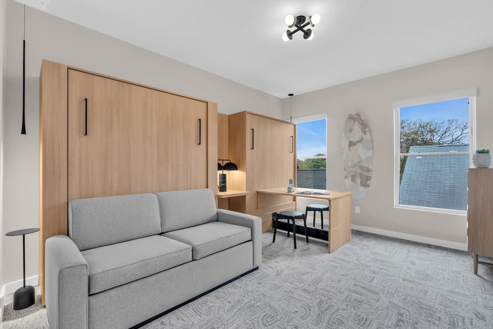 The St Laurent Social Club & Guest Rooms property views in Asbury Park, NJ — gallery photo 3