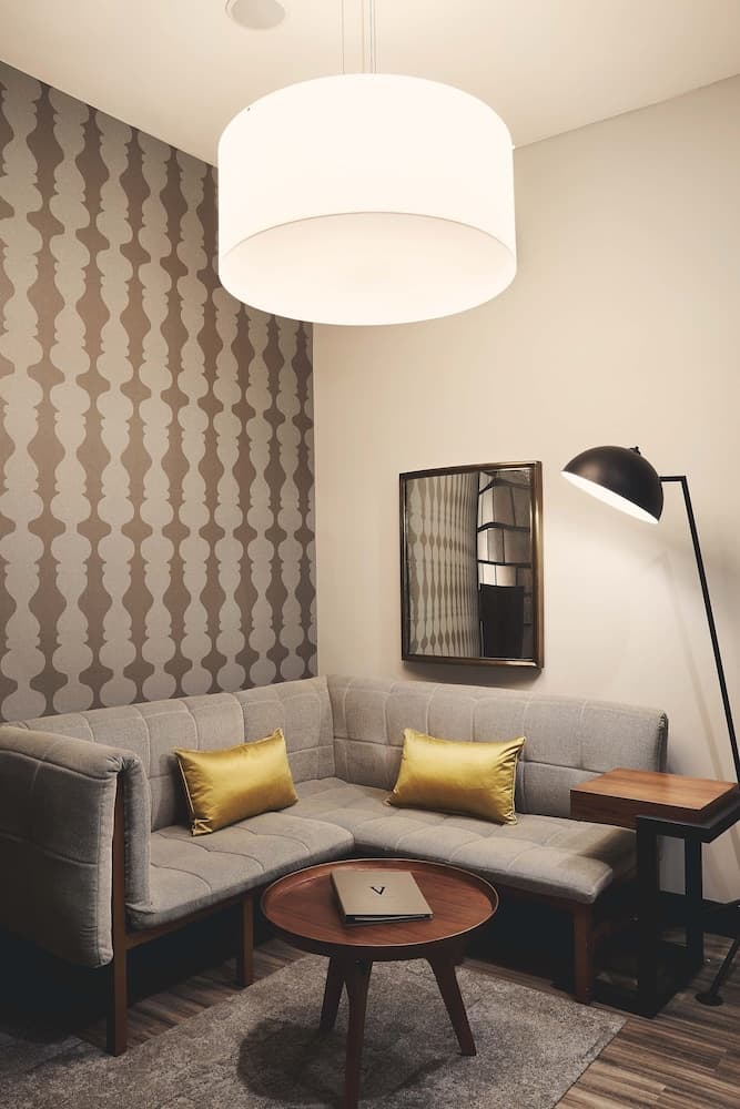 Hotel Vandivort gallery photo in Springfield, MO — image 39