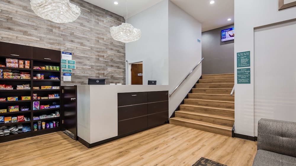 Best Western JFK Airport Hotel property views in Jamaica, NY — gallery photo 3